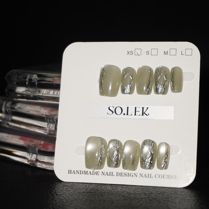 PREMIUM HAND-PAINTED STICK-ON NAILS (ADULT)