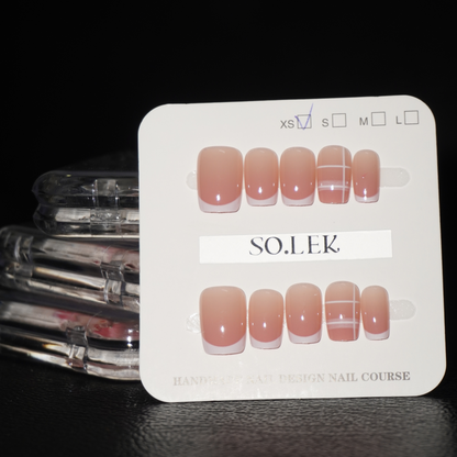 PREMIUM HAND-PAINTED STICK-ON NAILS (ADULT)