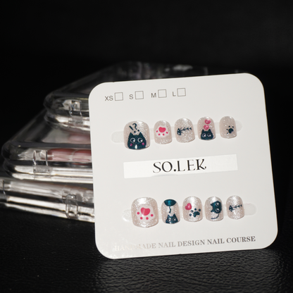 PREMIUM HAND-PAINTED STICK-ON NAILS (KIDS)